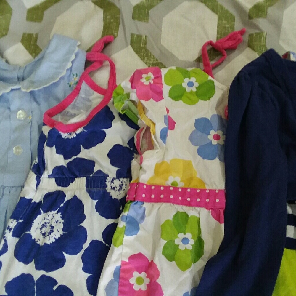 Bundle dresses size 3t girl - Picture 4 of 4